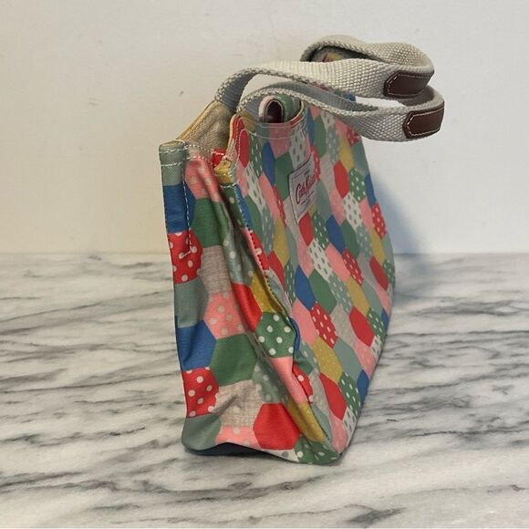 Cath Kidston London Colorful polka dots quilted design coated canvas Tote - Picture 4 of 14